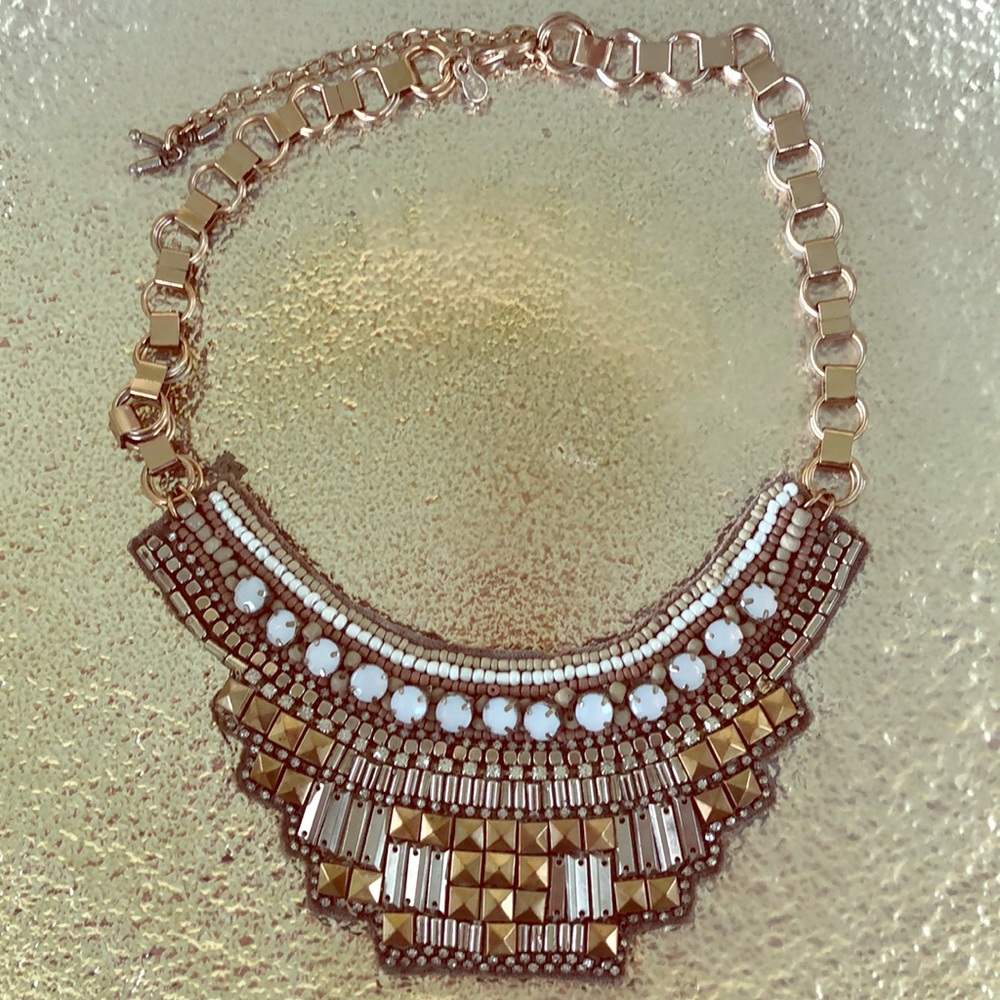 CHICO’s BEADED BIB NECKLACE